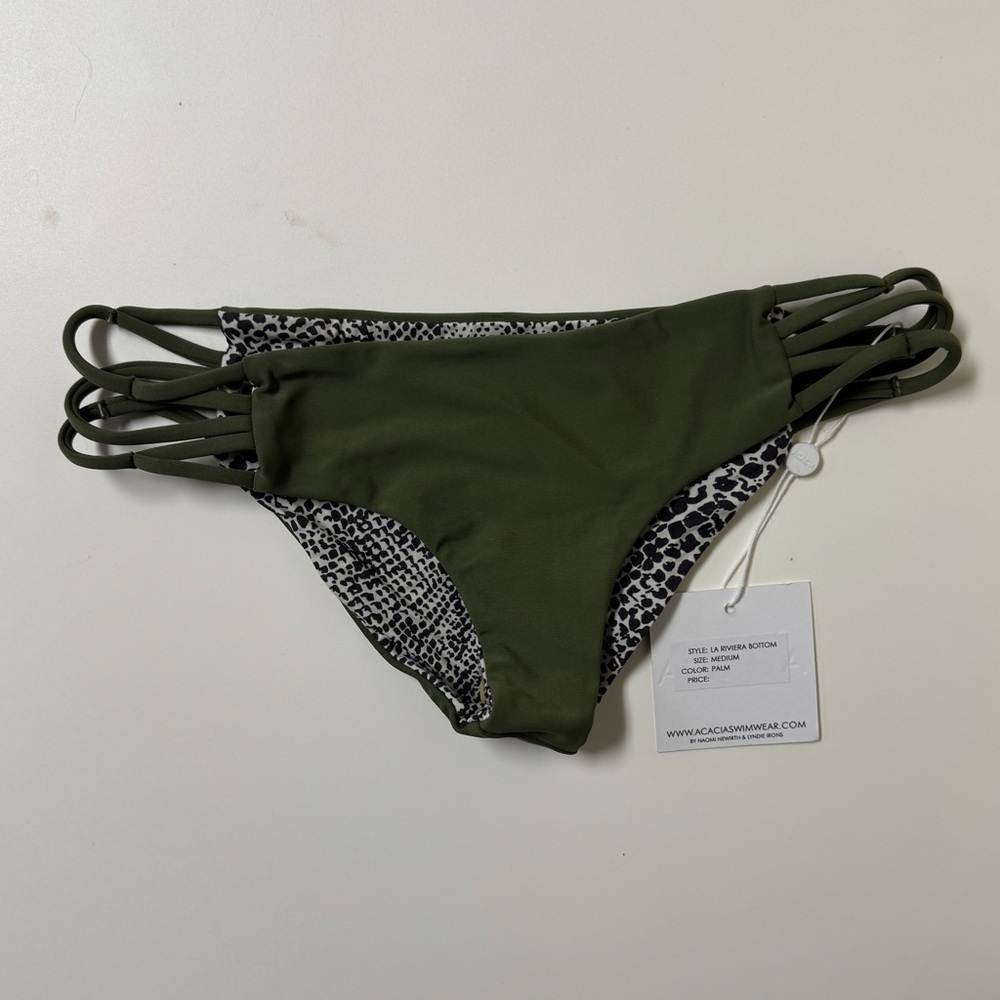 Acacia Bottoms (La Riviera) in Palm
